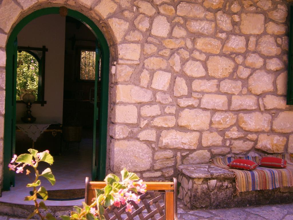 Villa Frias Asprogerakata Kamer foto
