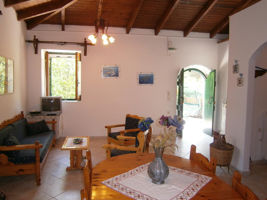 Villa Frias Asprogerakata Kamer foto