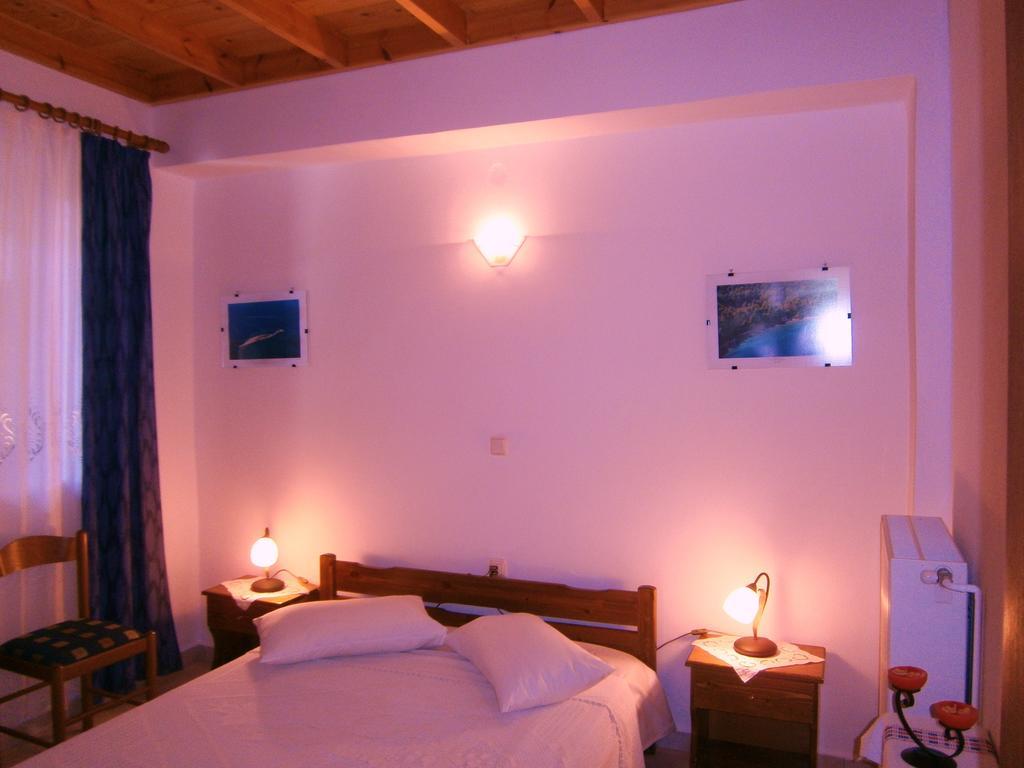 Villa Frias Asprogerakata Kamer foto