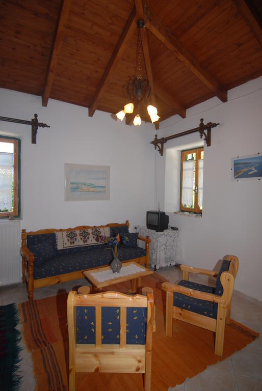 Villa Frias Asprogerakata Kamer foto