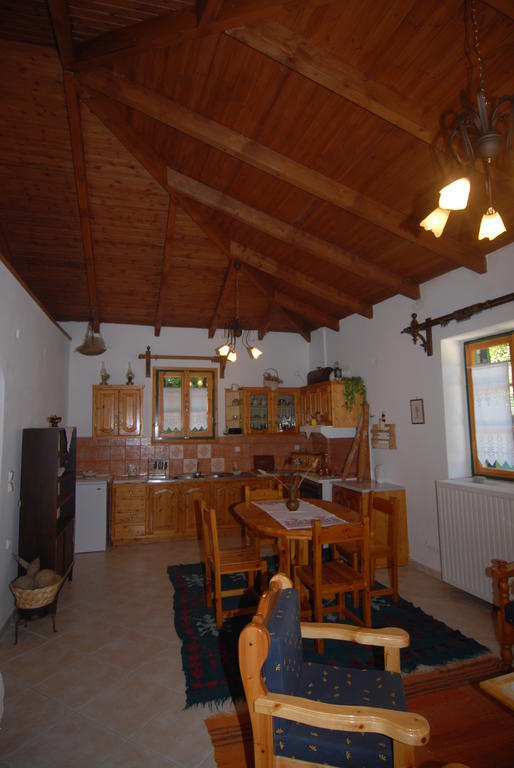 Villa Frias Asprogerakata Kamer foto
