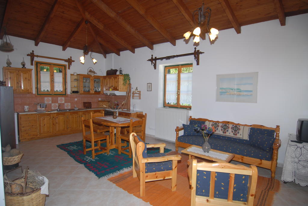 Villa Frias Asprogerakata Kamer foto